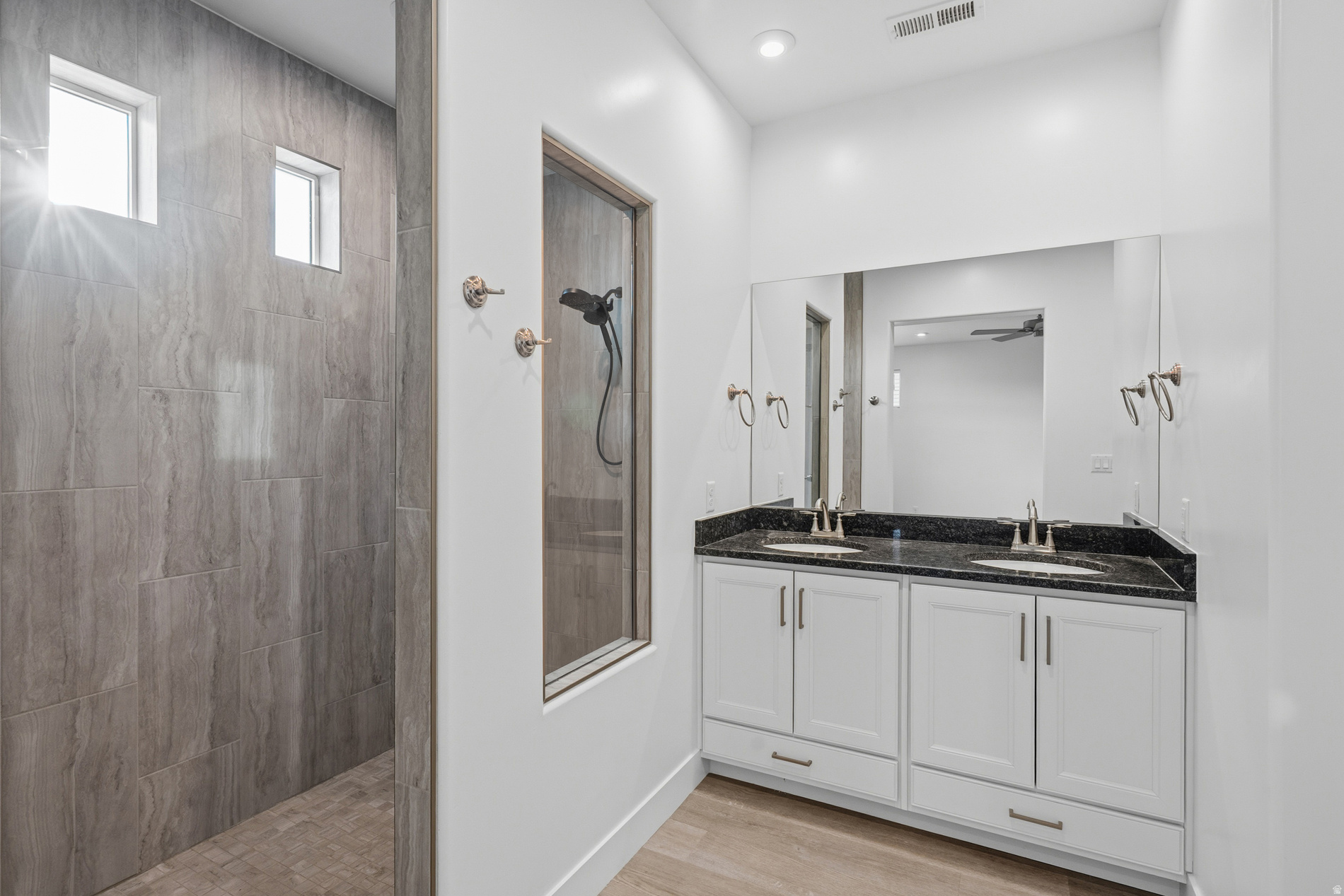 AUBURN HILLS - Residential