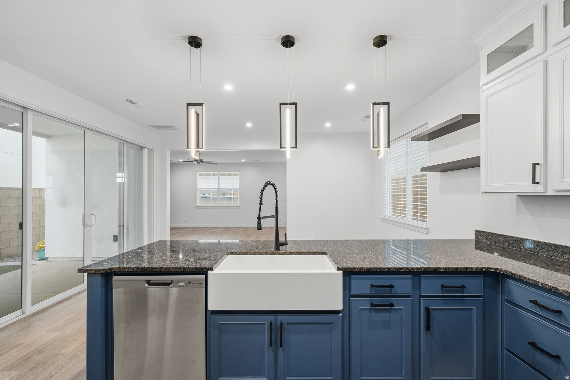 AUBURN HILLS - Residential