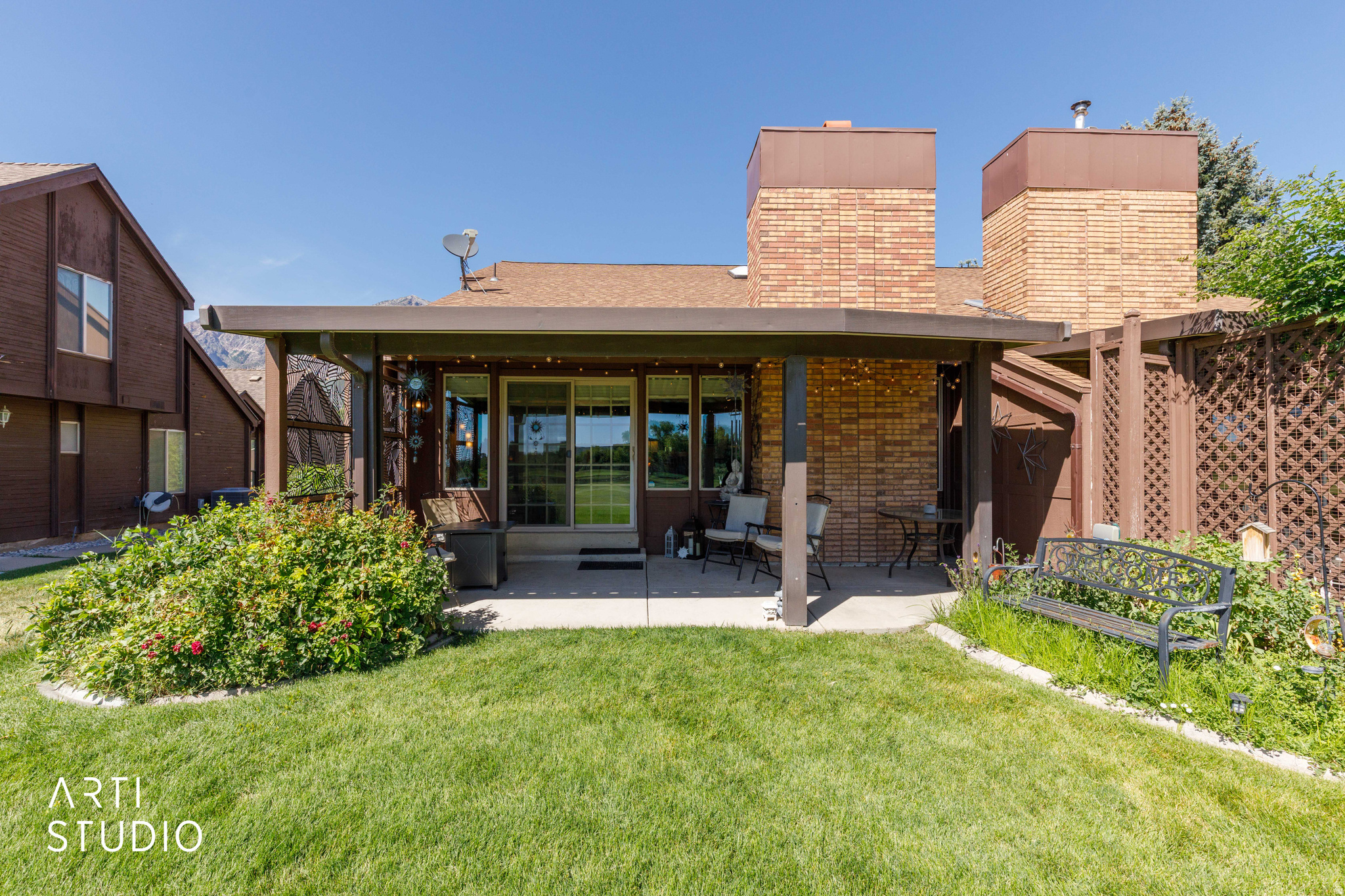 WHITE BARN - Residential