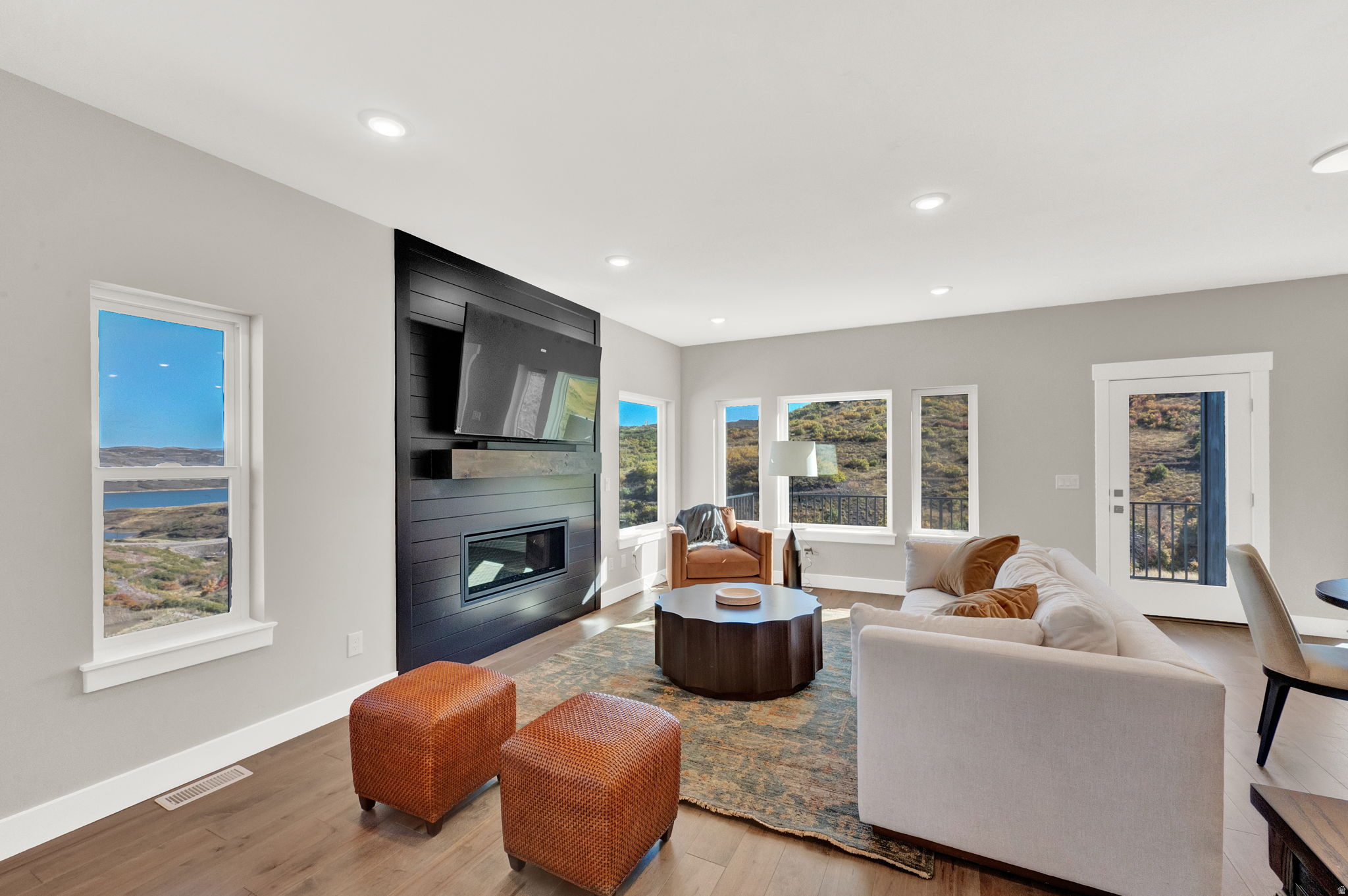 SAGE HEN - Residential