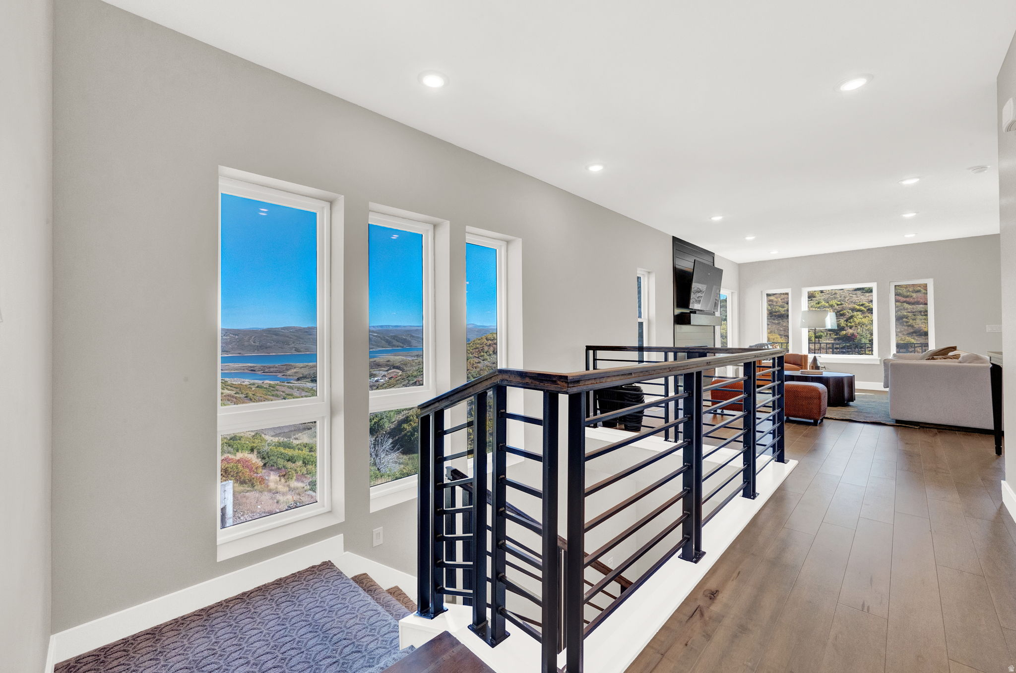 SAGE HEN - Residential