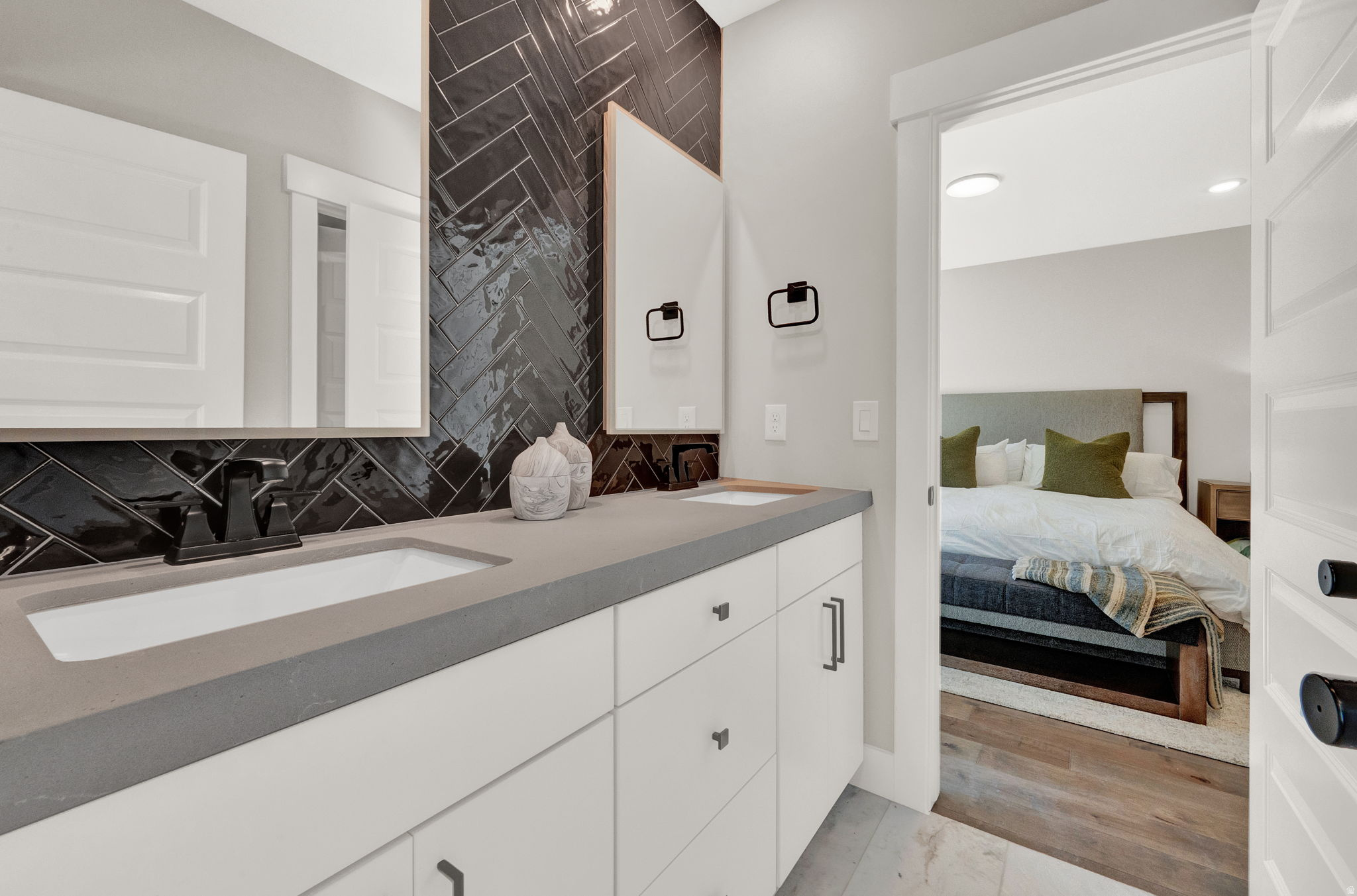 SAGE HEN - Residential