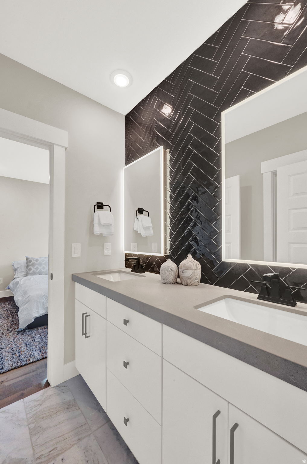 SAGE HEN - Residential