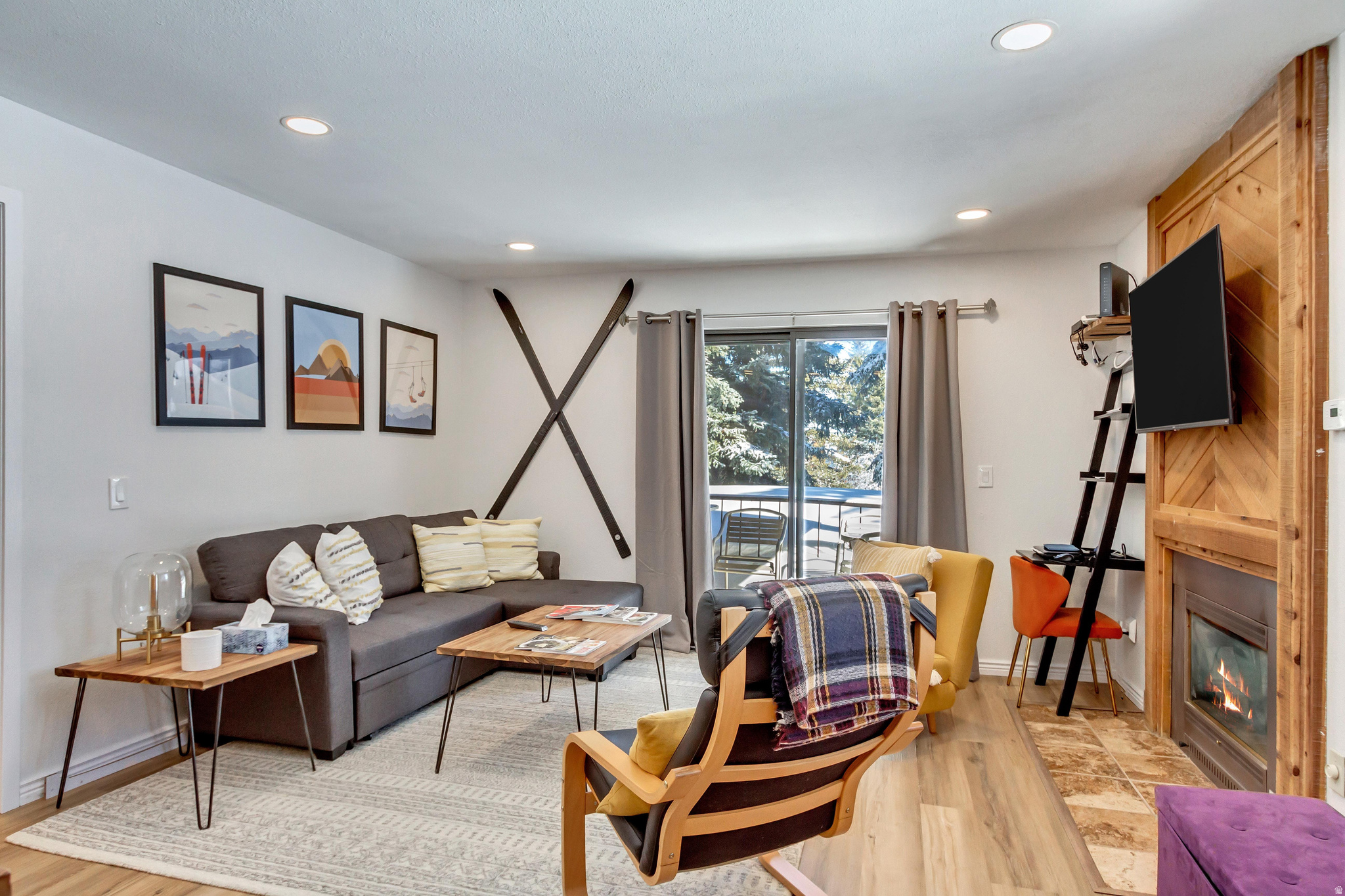 RED PINE CHALETS CONDO - Residential