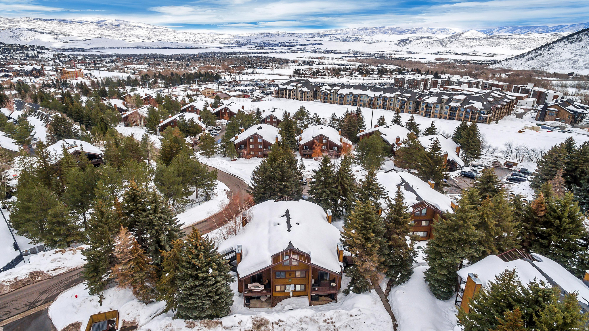 RED PINE CHALETS CONDO - Residential