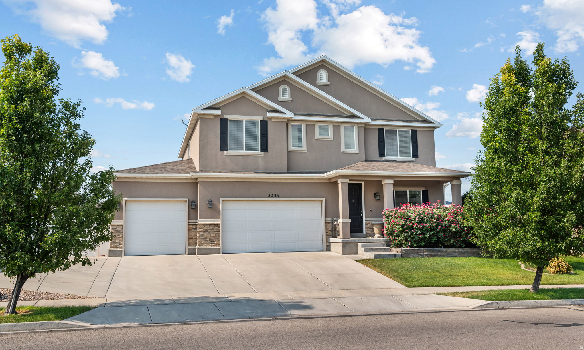 ROSE CREEK CROSSING - Residential