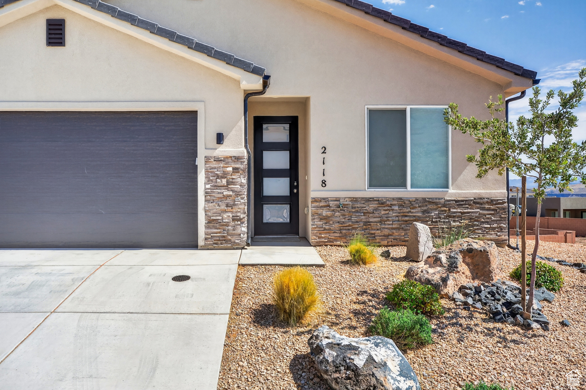 HURRICANE VIEWS - Residential
