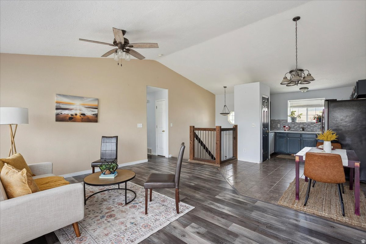 ROYLANCE FARMS PRUD - Residential