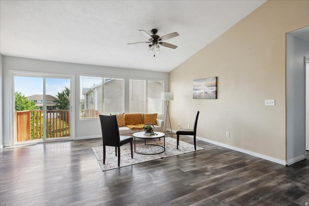 ROYLANCE FARMS PRUD - Residential
