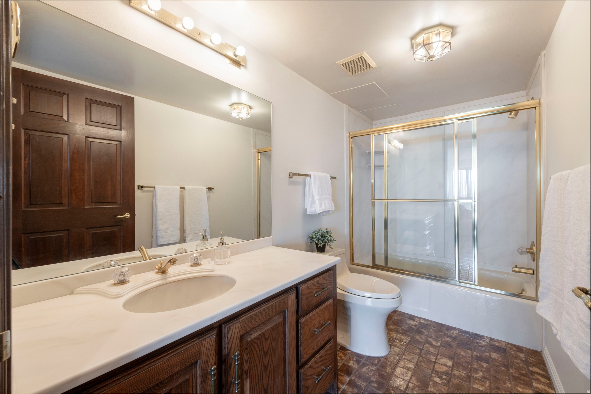 WILSHIRE - Residential