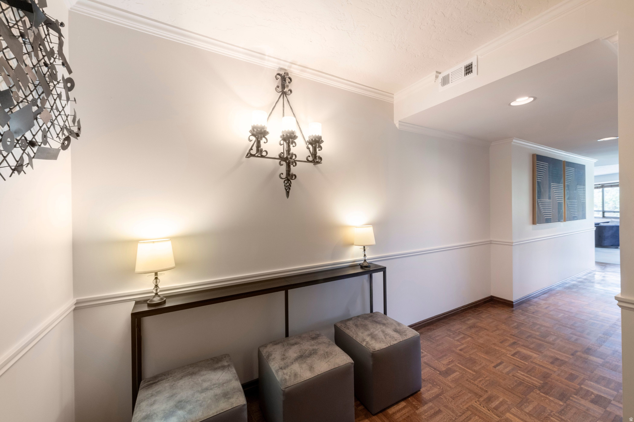 WILSHIRE - Residential