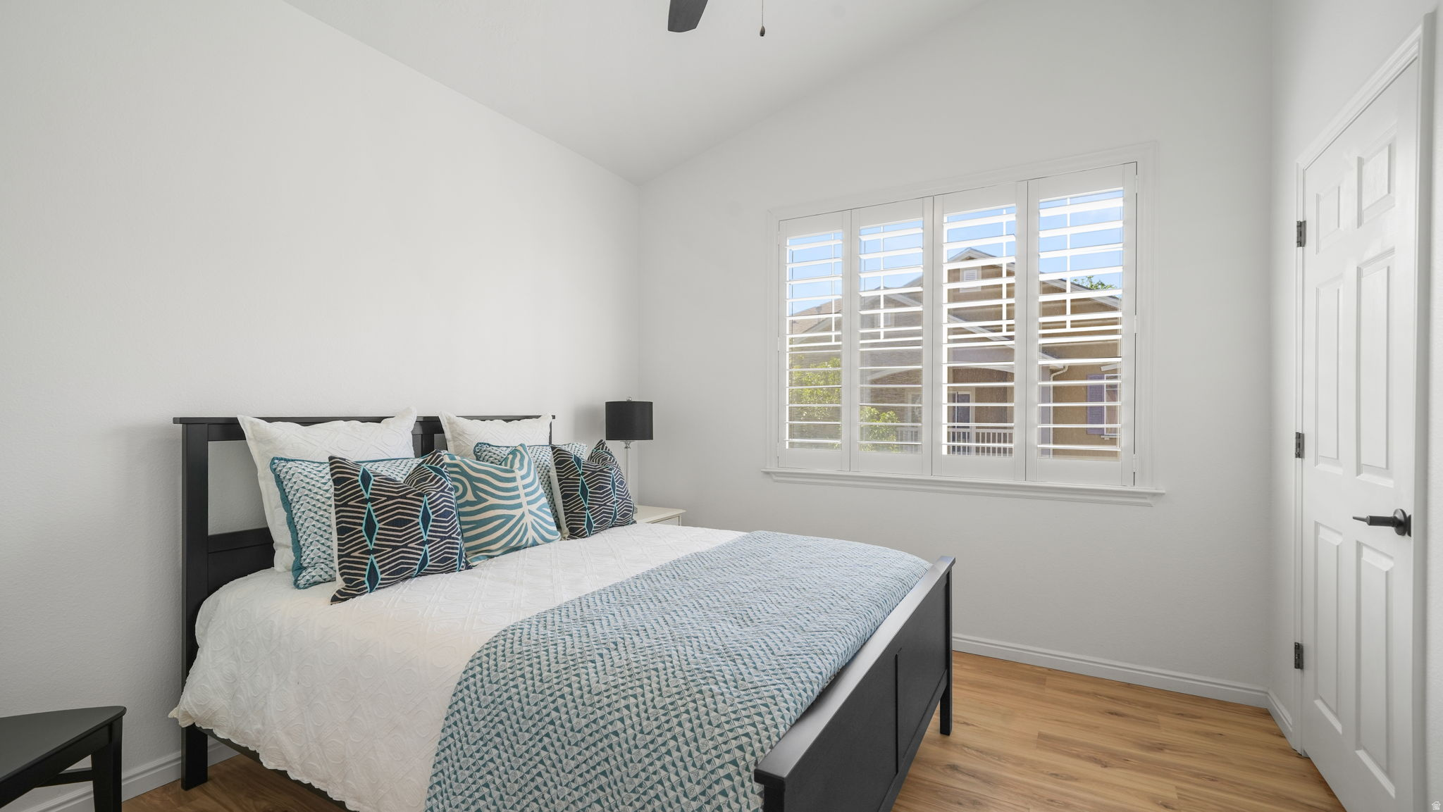 PEMBERLEY - Residential