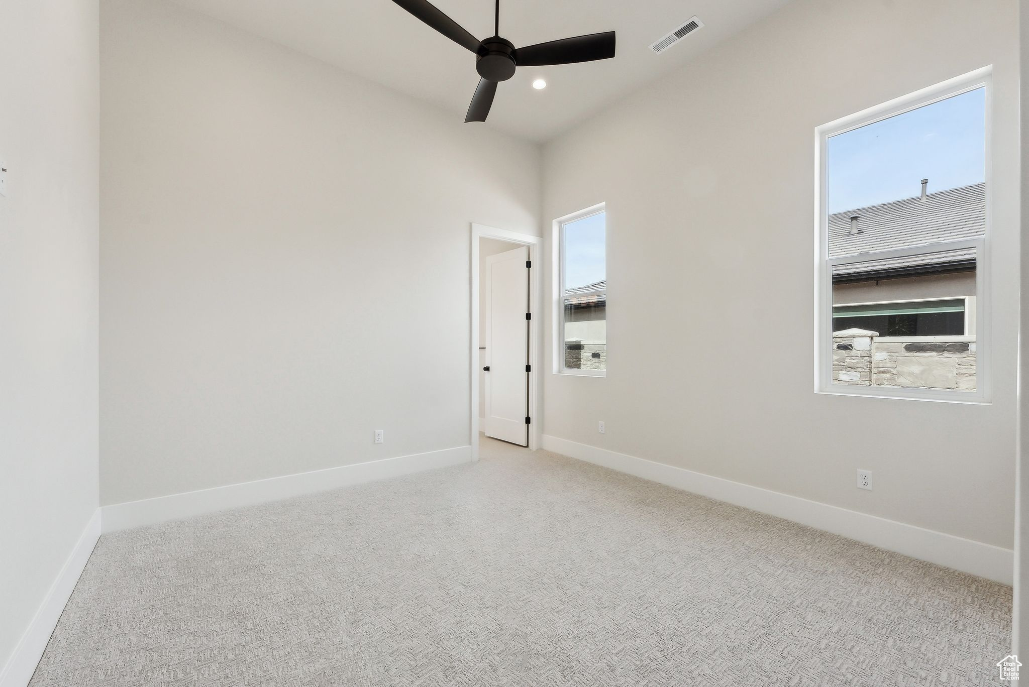 HAWKEYE POINT - Residential
