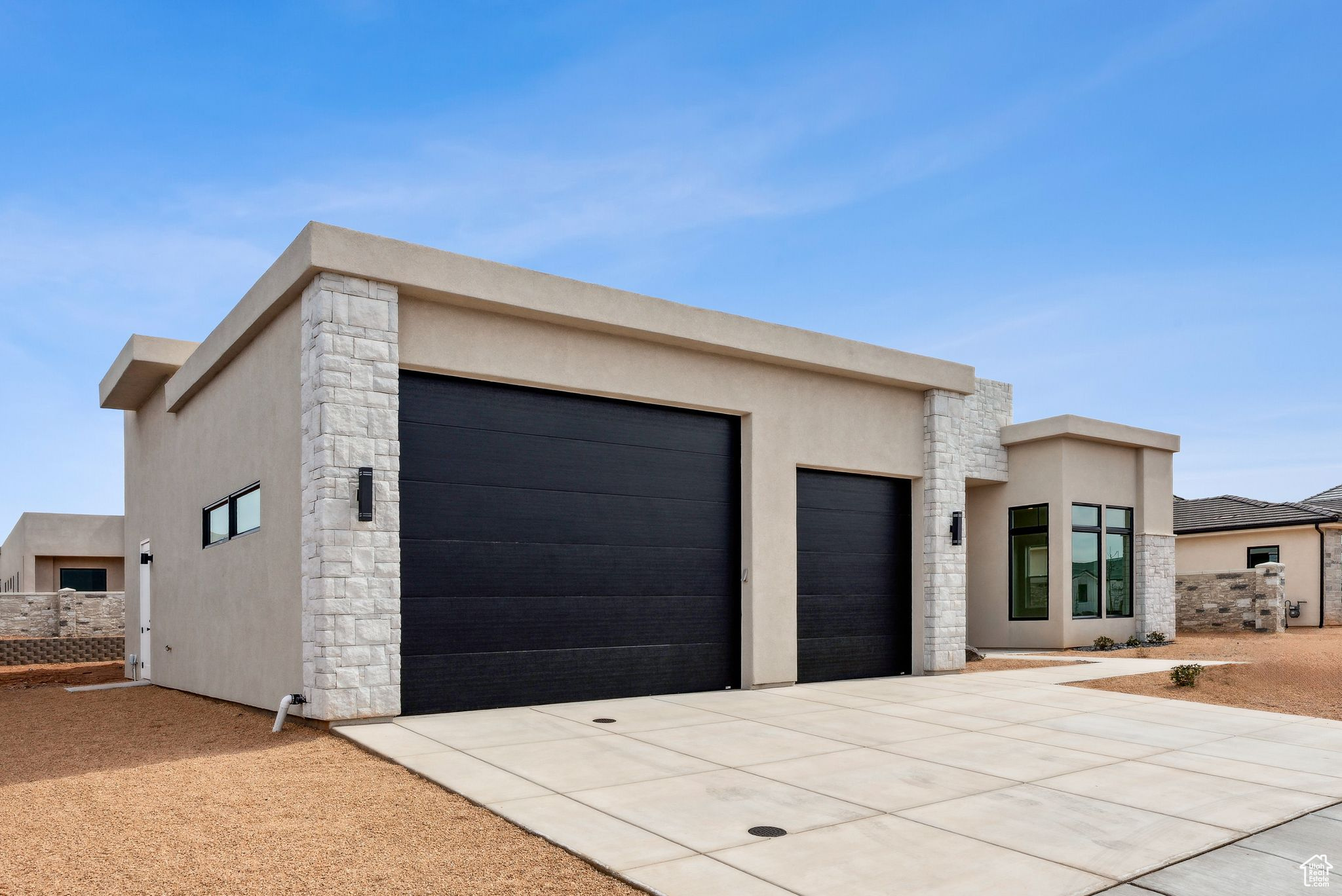 HAWKEYE POINT - Residential