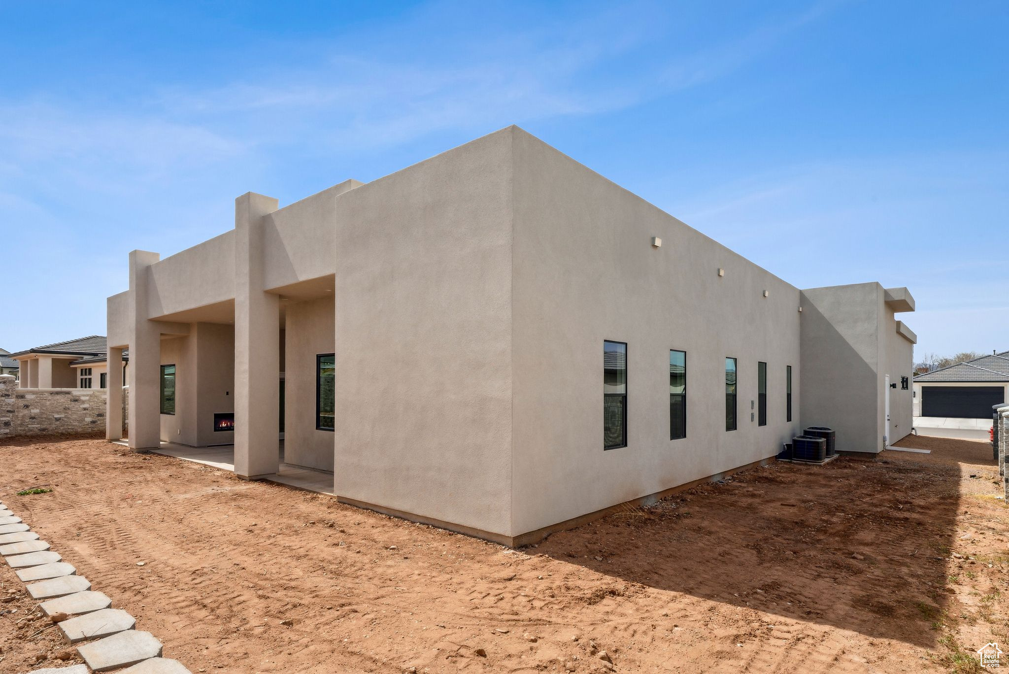 HAWKEYE POINT - Residential
