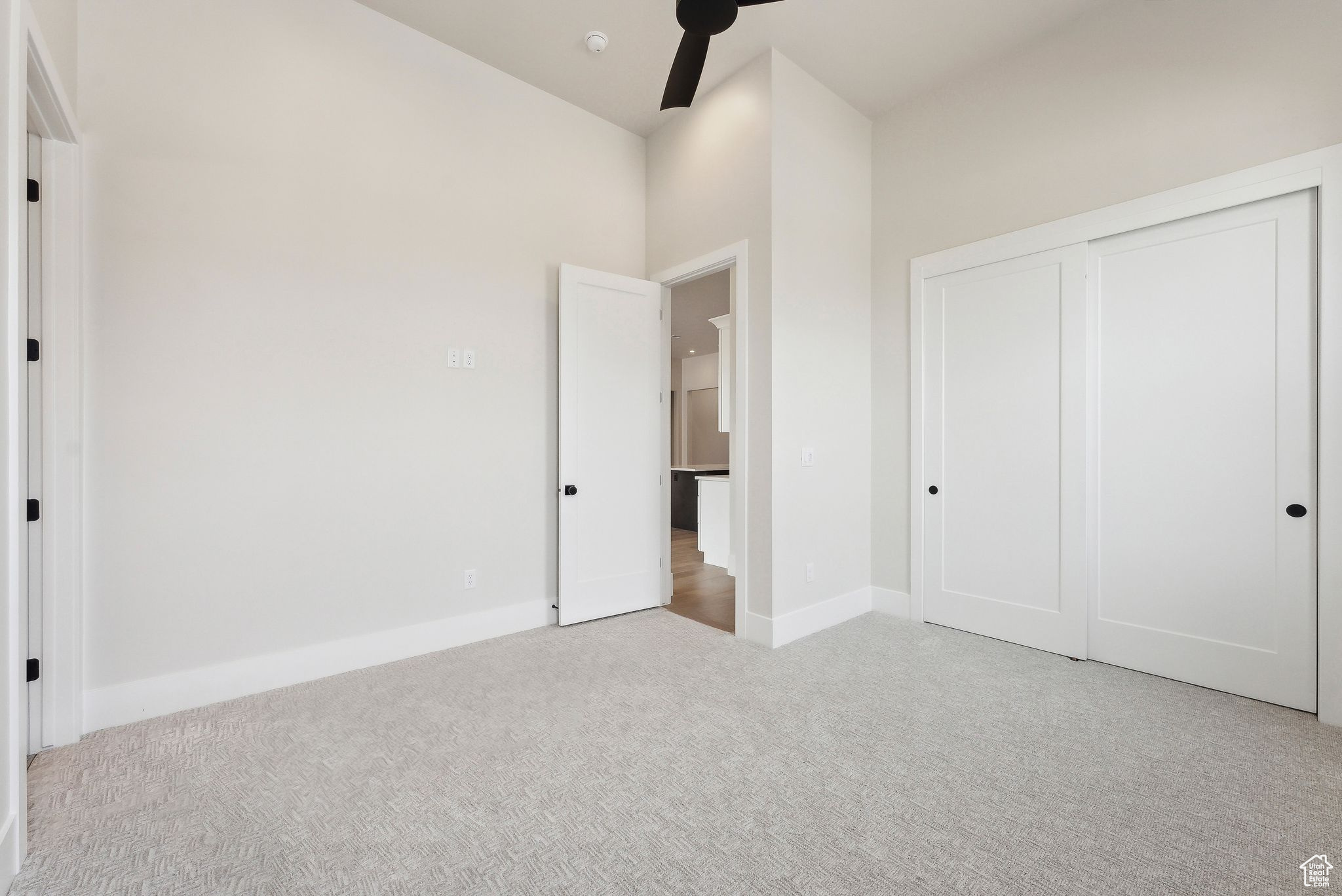 HAWKEYE POINT - Residential