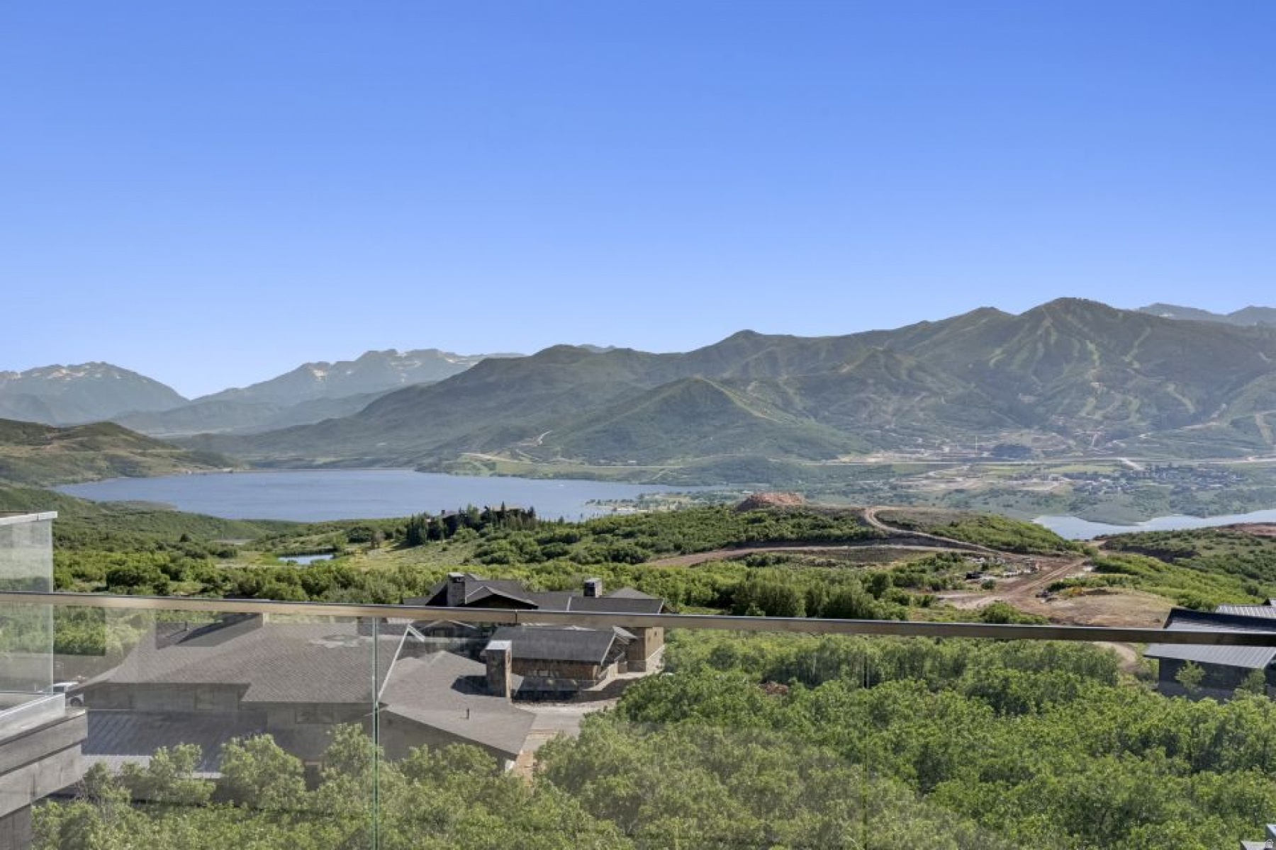GOLDEN EAGLE - Residential