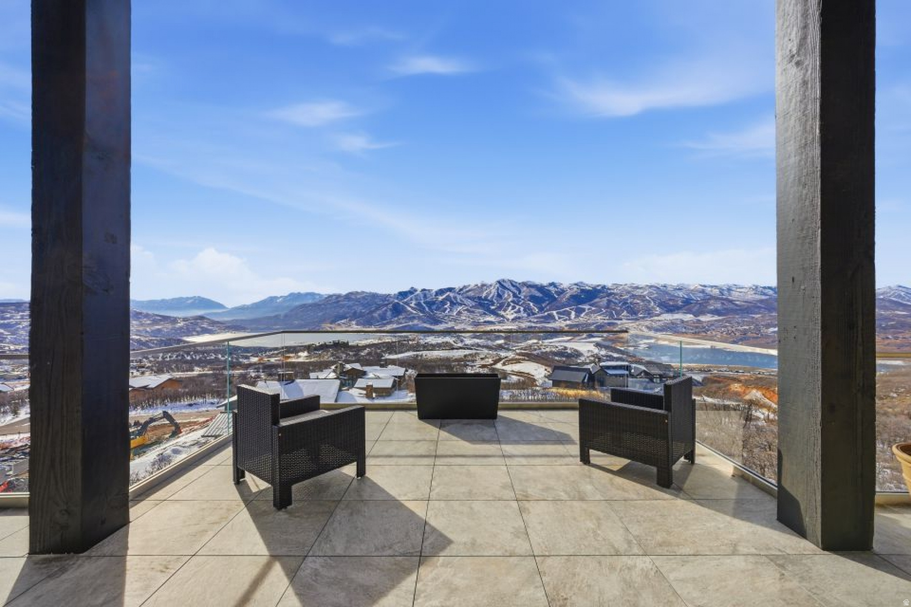 GOLDEN EAGLE - Residential