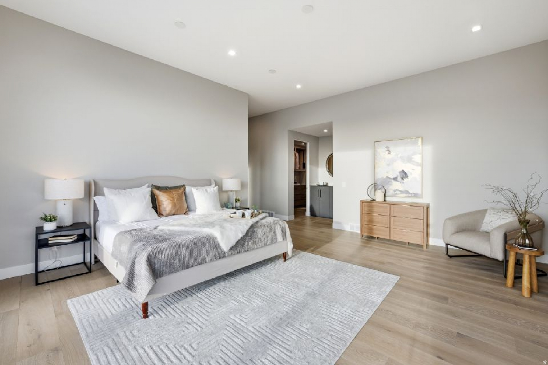 GOLDEN EAGLE - Residential