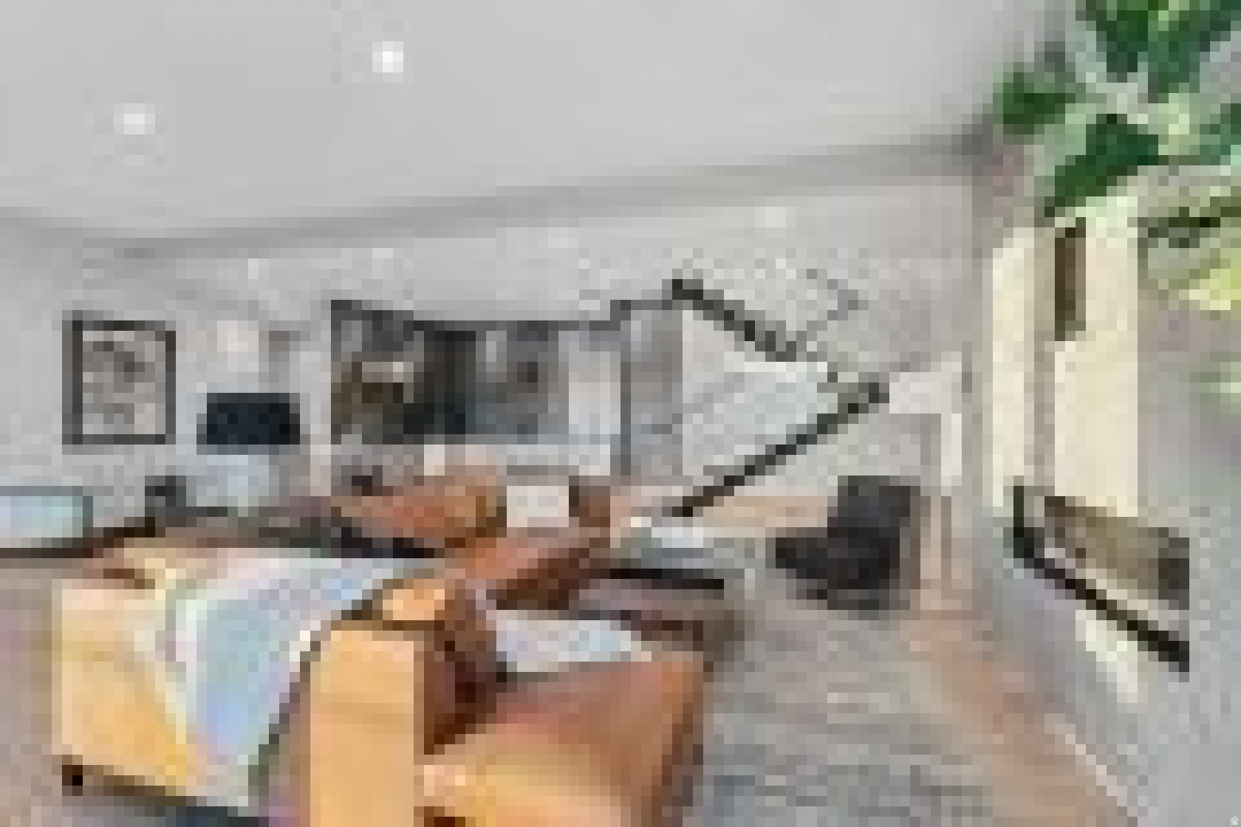 GOLDEN EAGLE - Residential