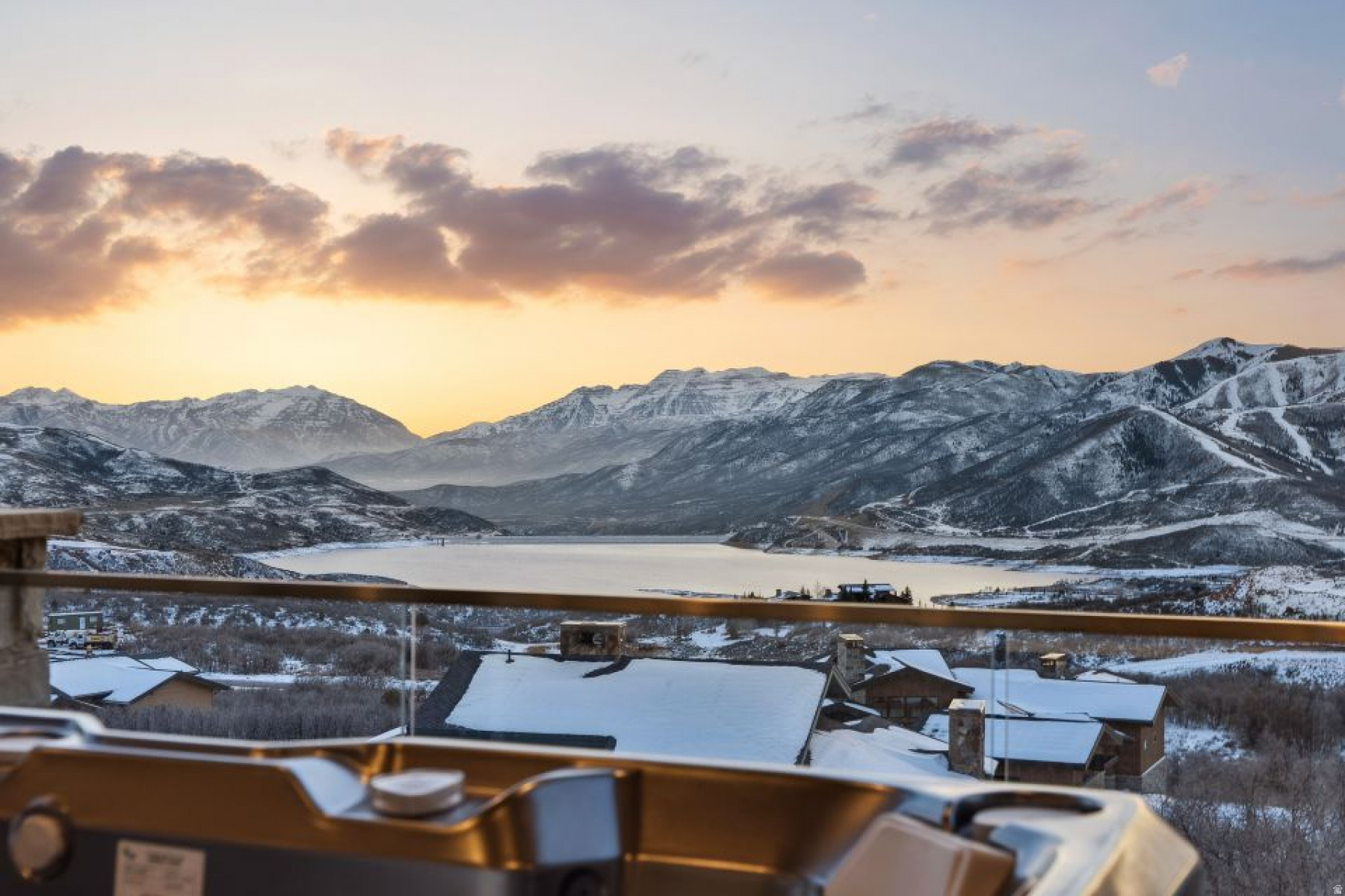 GOLDEN EAGLE - Residential