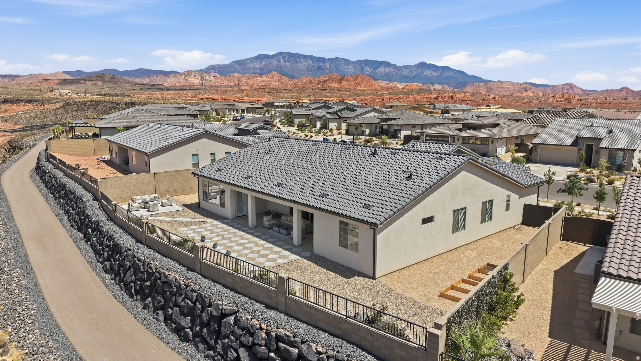 SOLIS AT CORAL CANYON 2A - Residential
