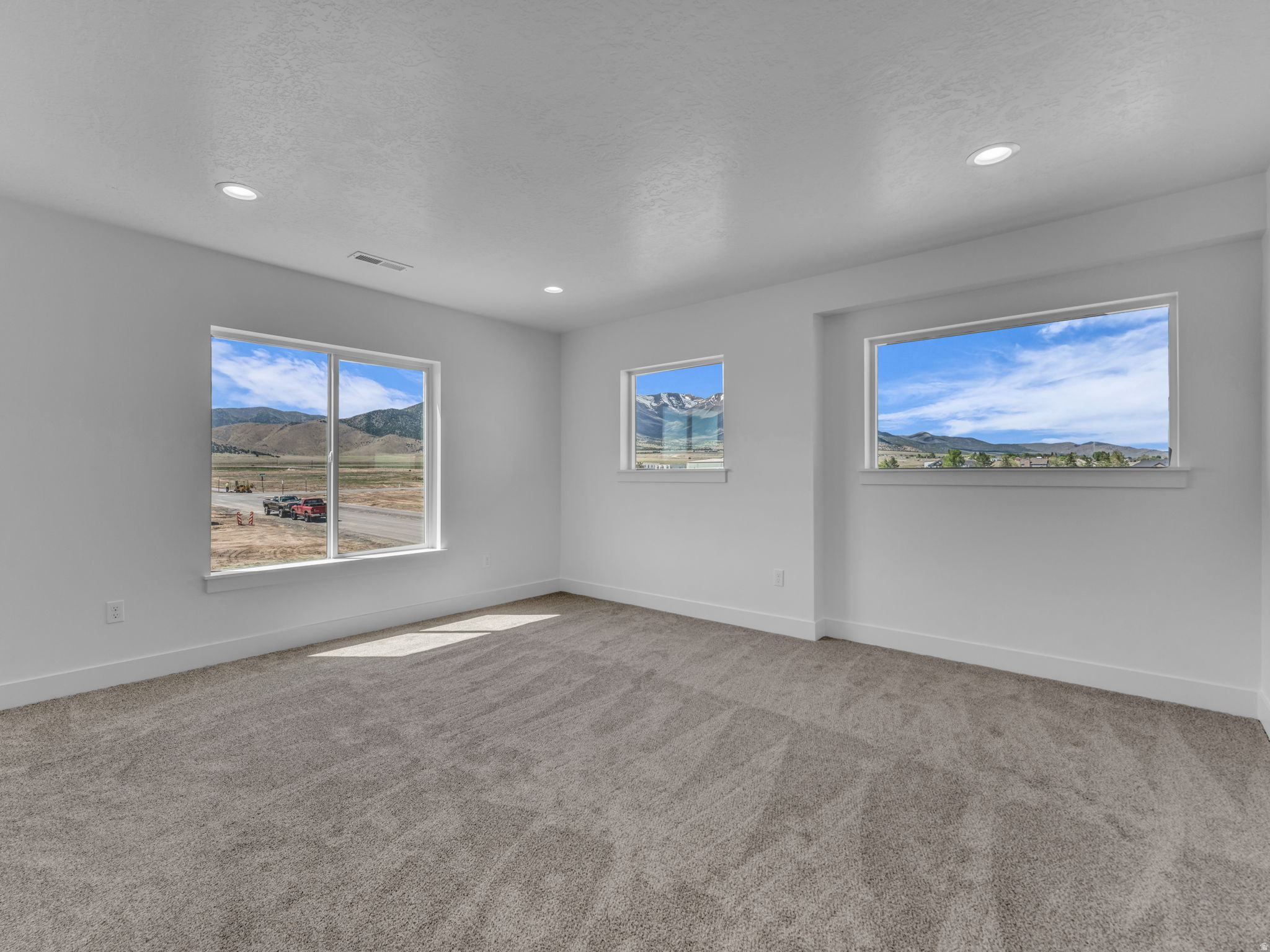 BROWNS MEADOW - Residential