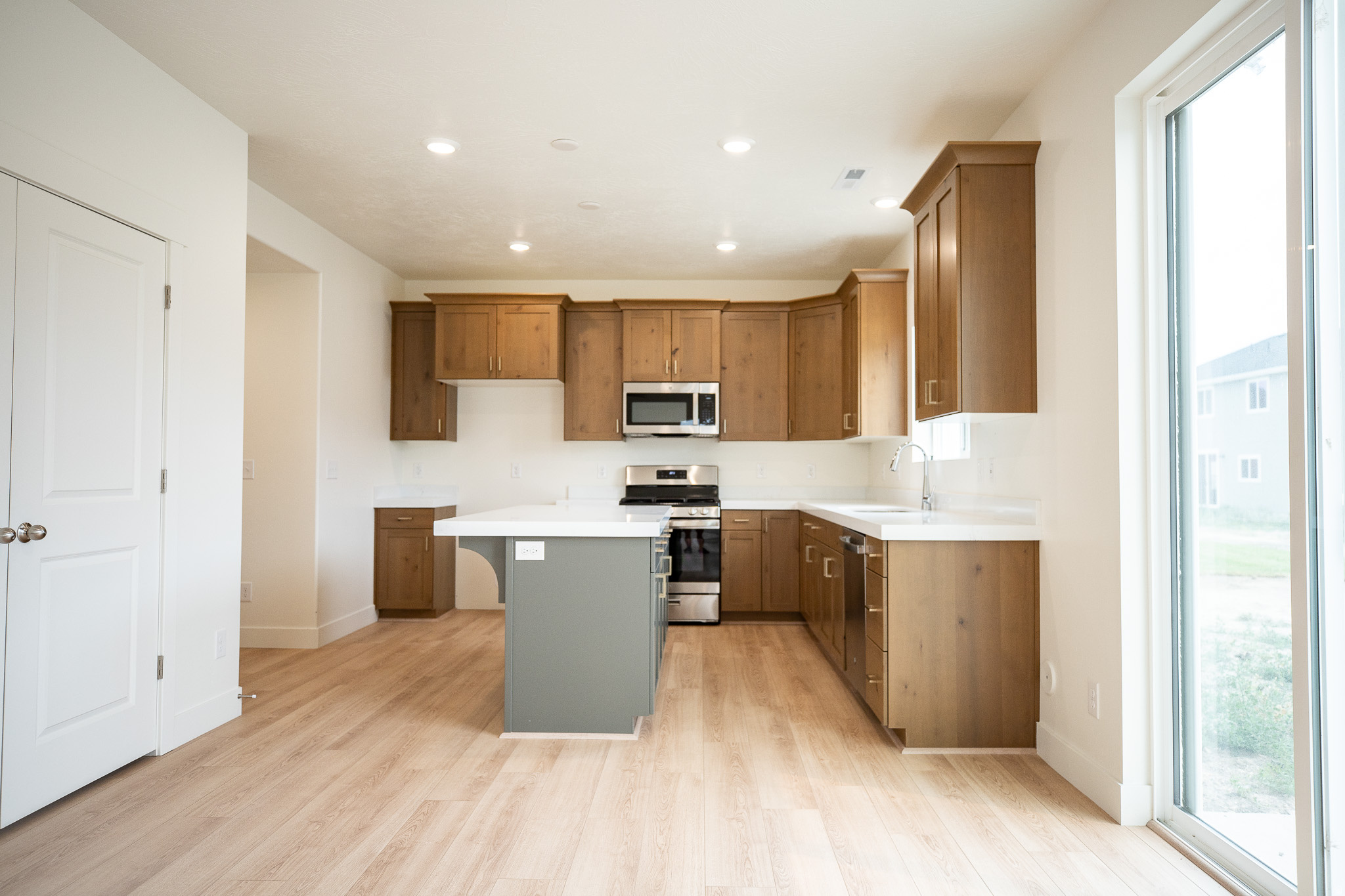 ARROWHEAD SPRINGS - Residential