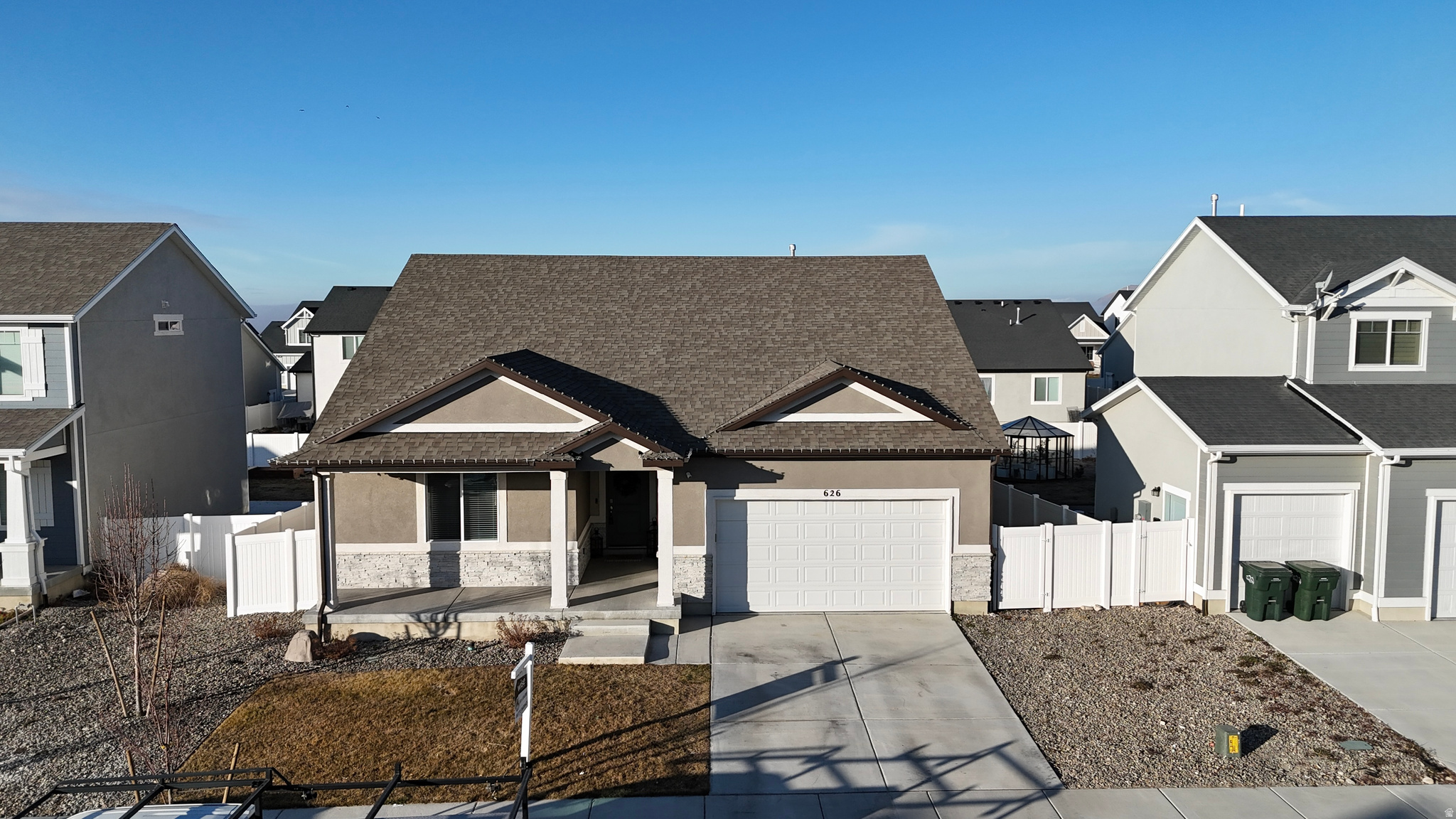 LEXINGTON GREENS AT OVERLAKE SUBDIVISION - Residential