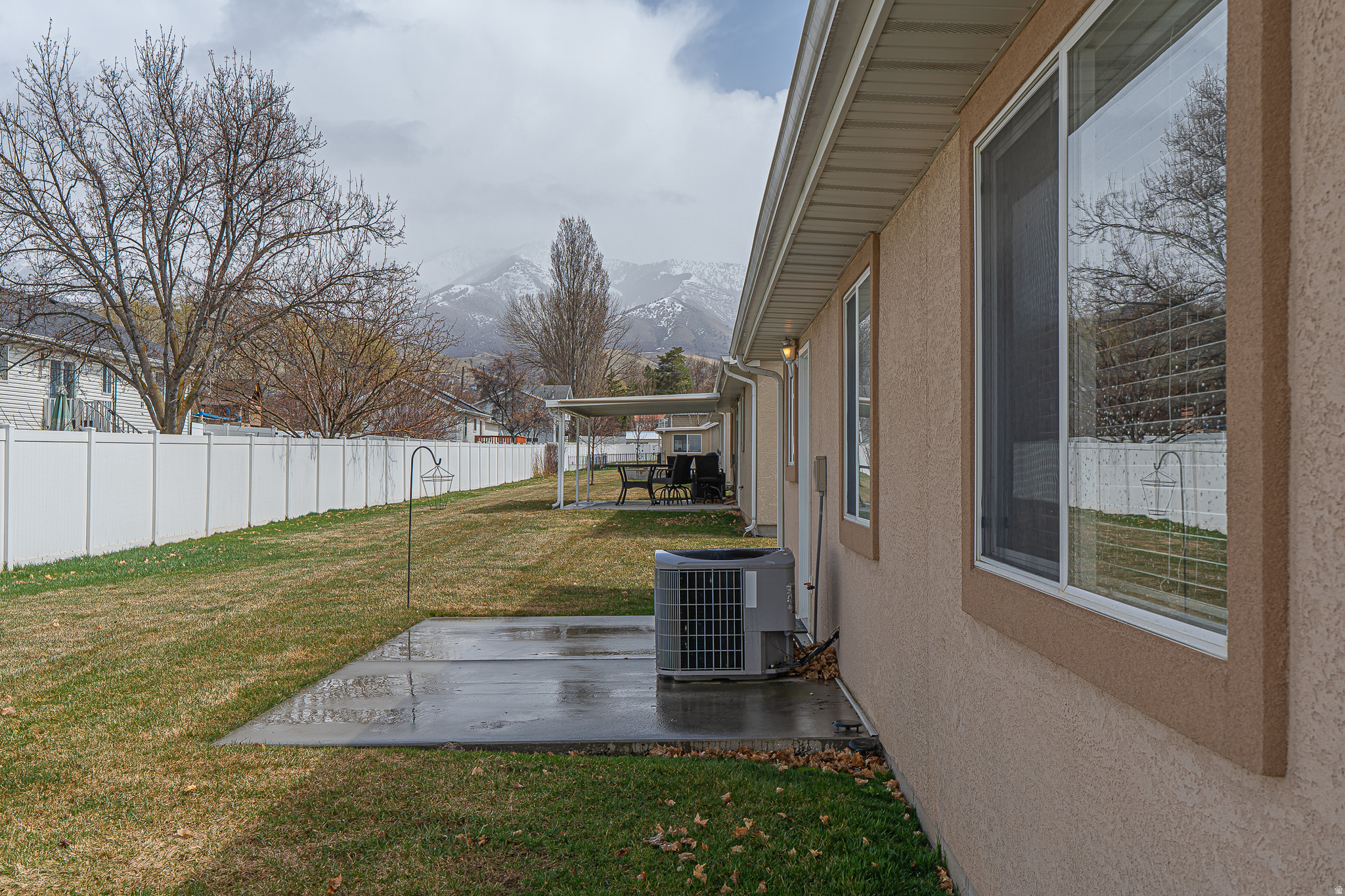 HYDE PARK RETIREMENT - Residential