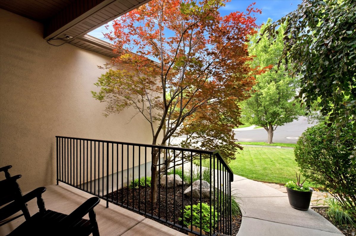 HUNTERS CREEK - Residential