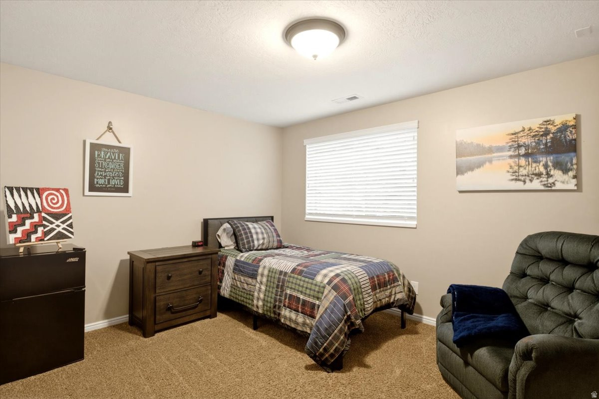 HUNTERS CREEK - Residential