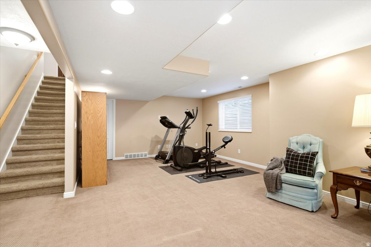HUNTERS CREEK - Residential