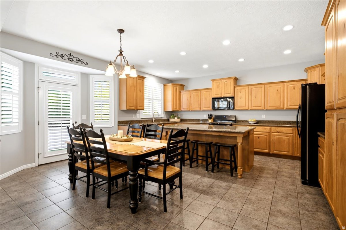 HUNTERS CREEK - Residential