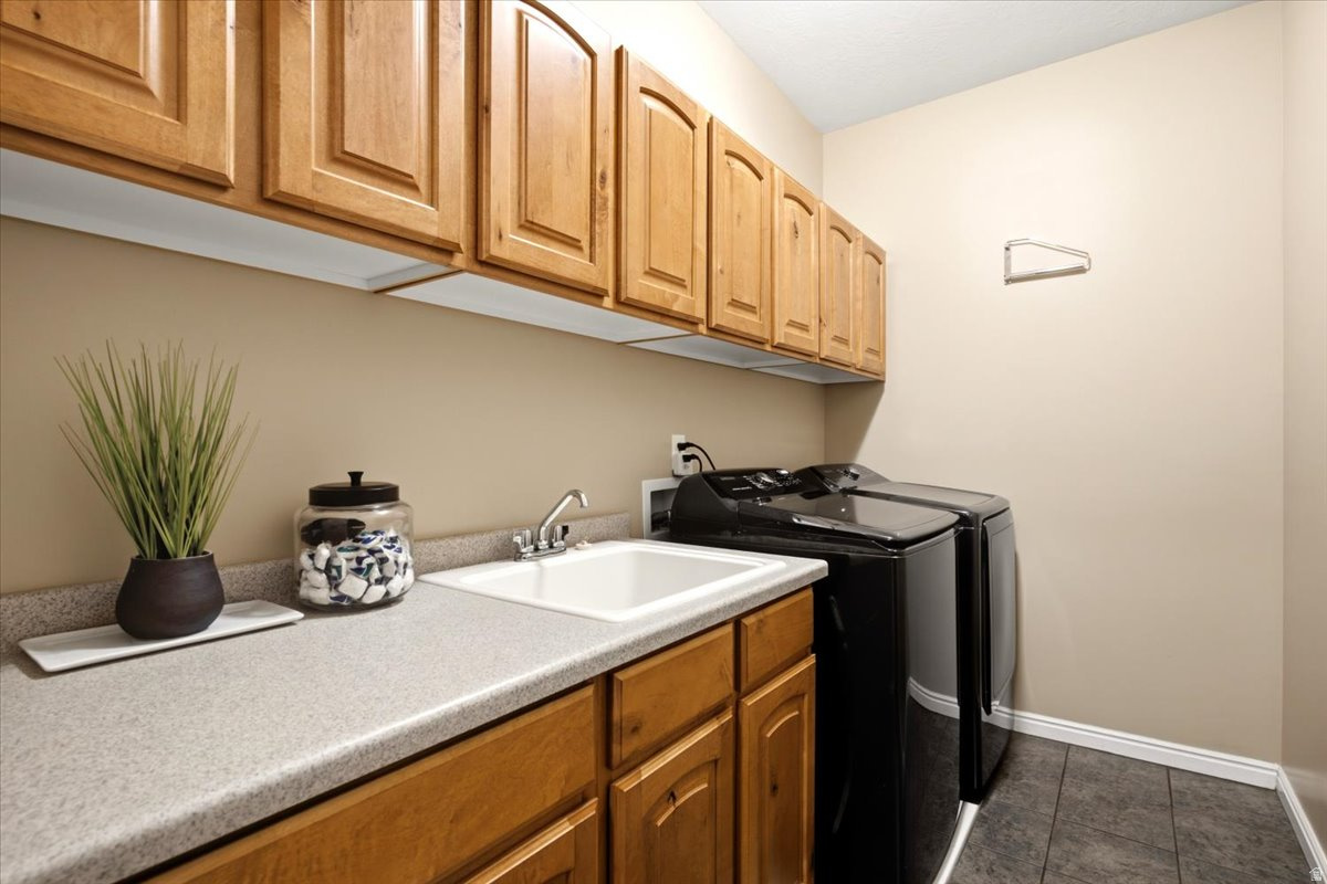 HUNTERS CREEK - Residential