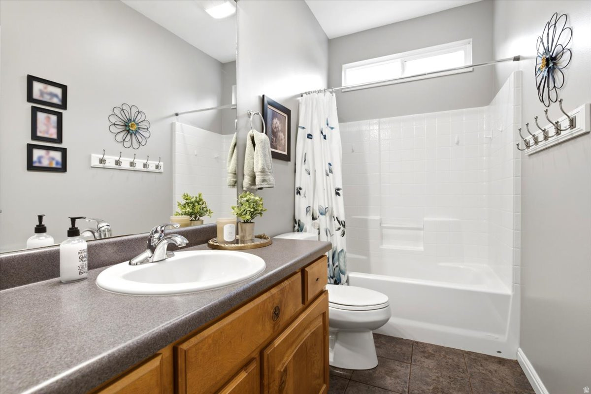 HUNTERS CREEK - Residential