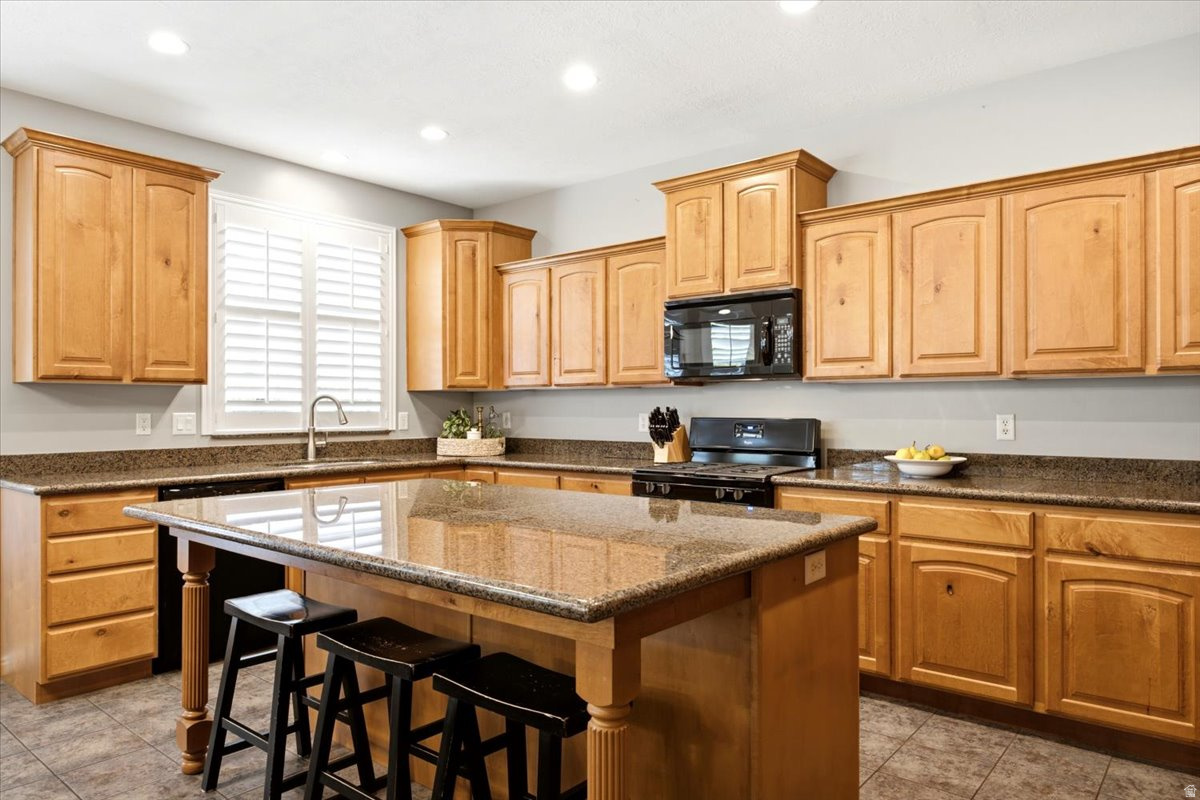 HUNTERS CREEK - Residential