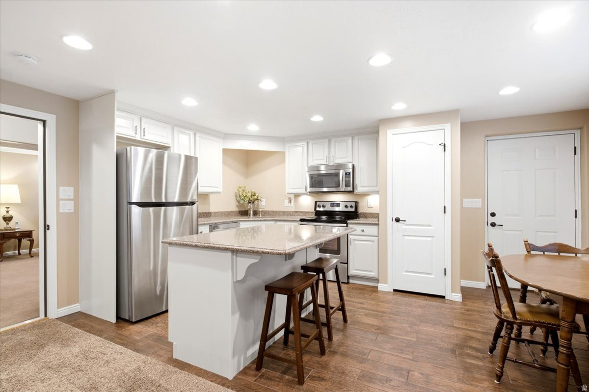 HUNTERS CREEK - Residential
