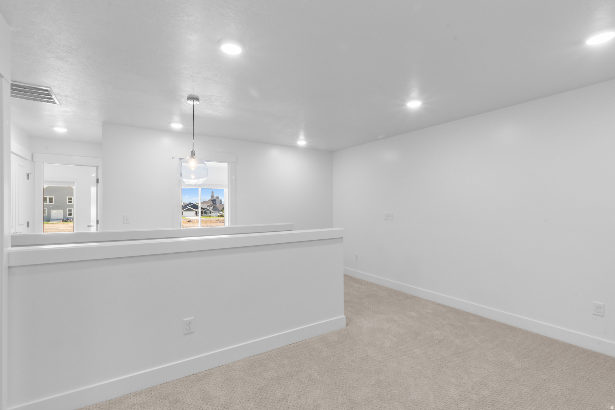 LEGENDS CROSSING - Residential
