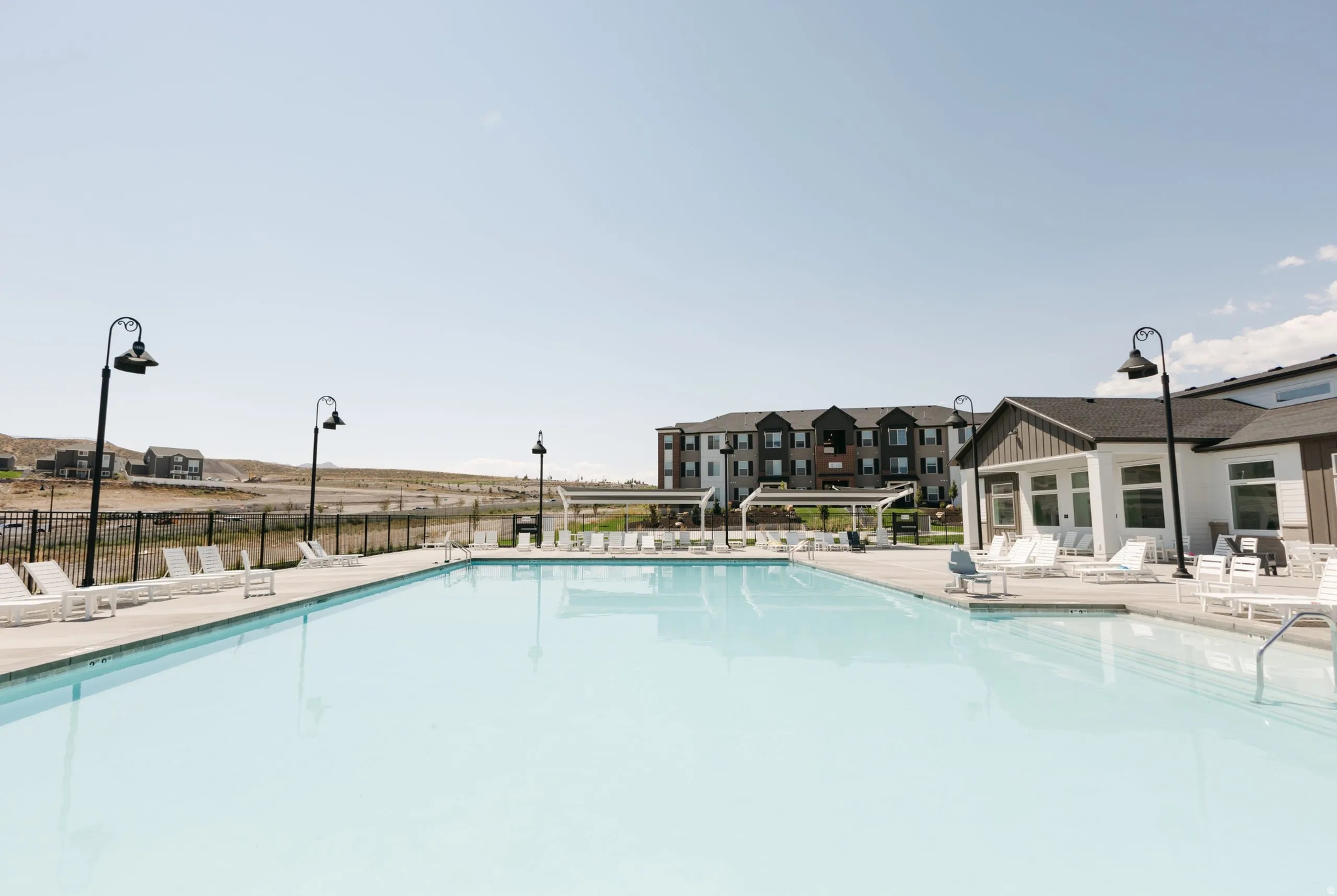 RIDGE - Residential