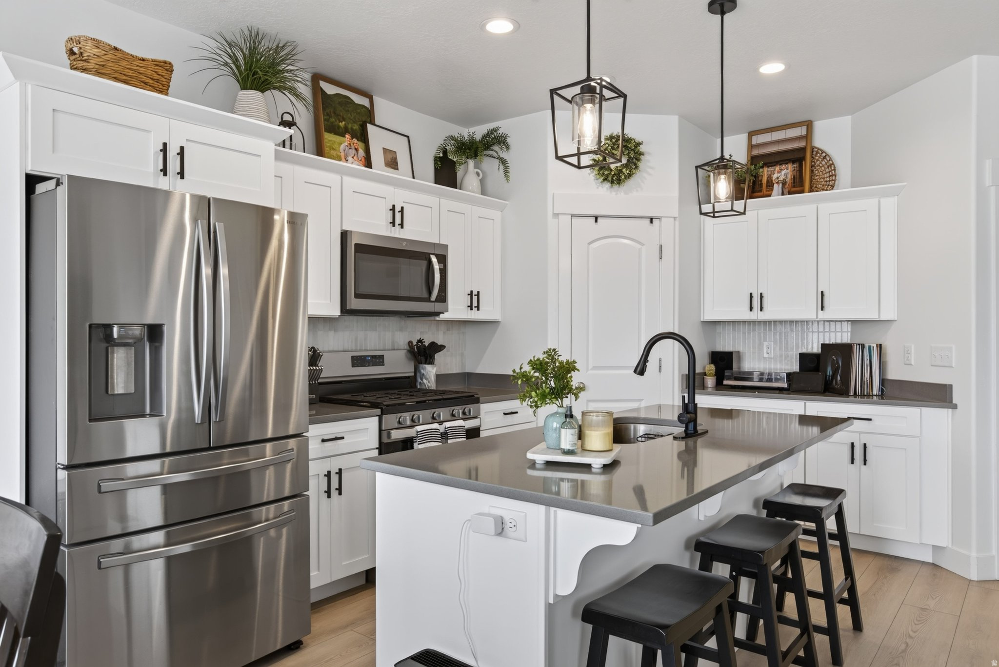 RIDGE - Residential