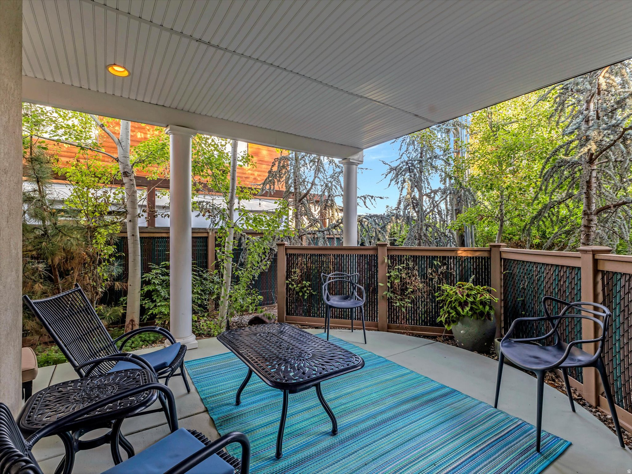 LIBERTY WELLS PLACE - Residential