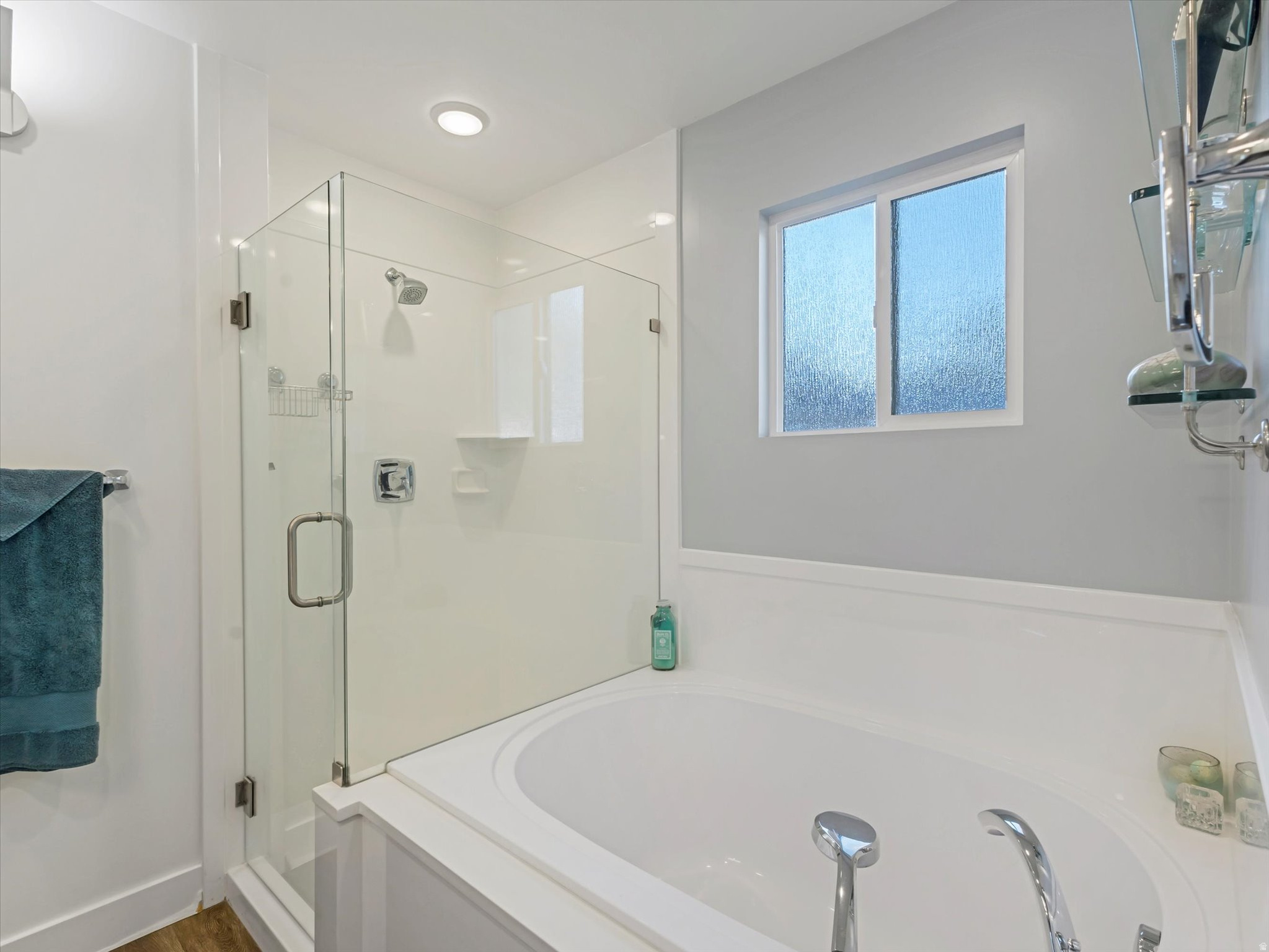LIBERTY WELLS PLACE - Residential