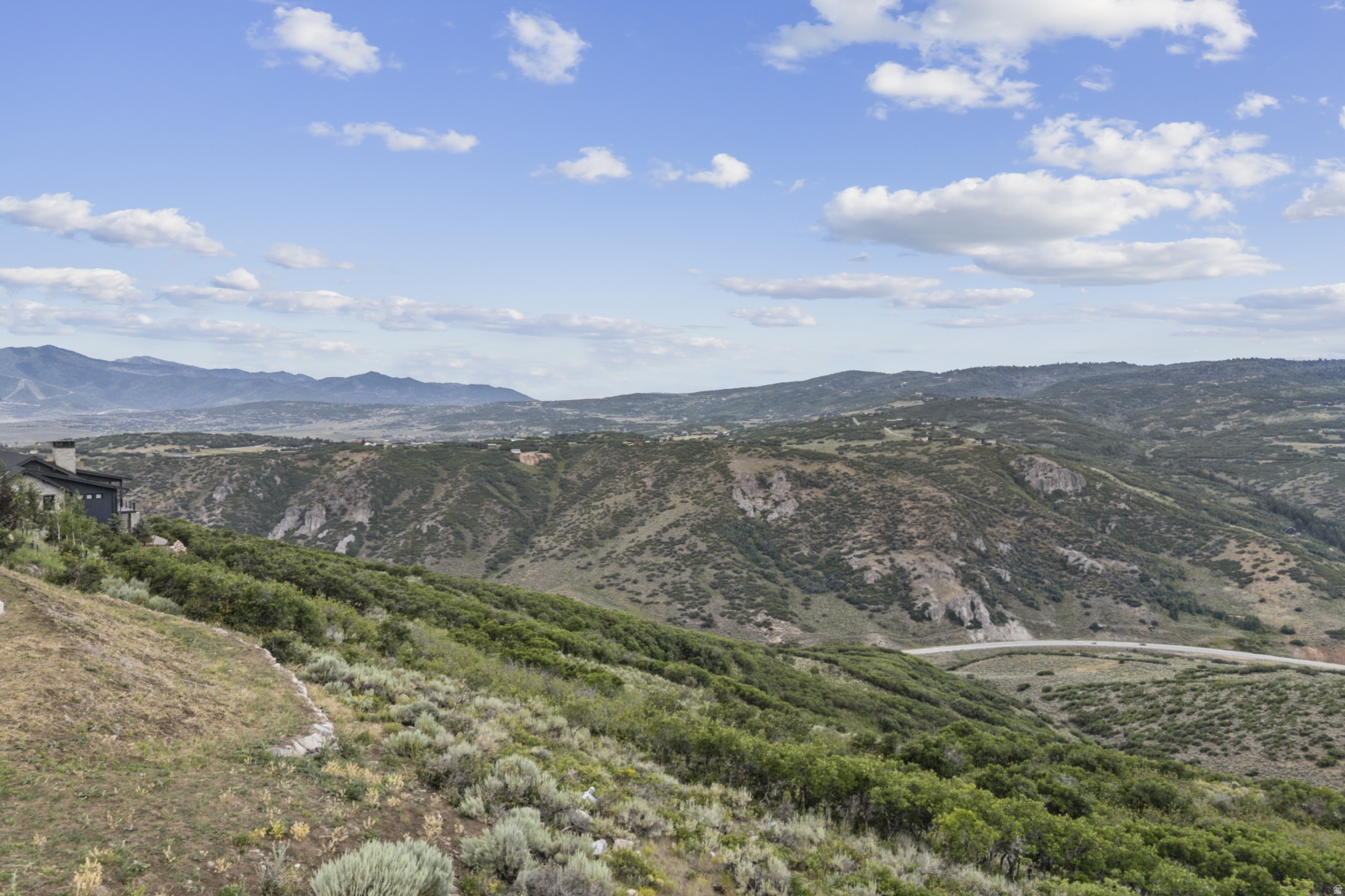 BUFFALO JUMP - Land