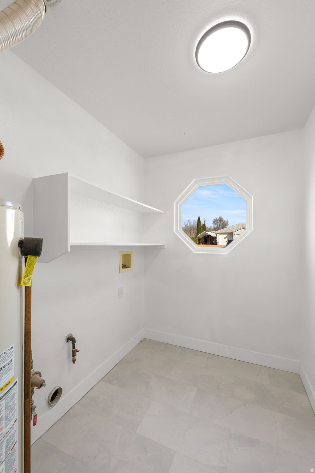 RIVER VIEW EST 4 - Residential