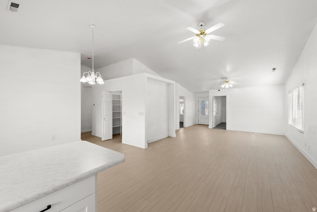 RIVER VIEW EST 4 - Residential