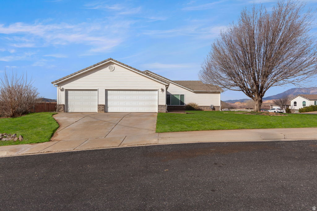 RIVER VIEW EST 4 - Residential