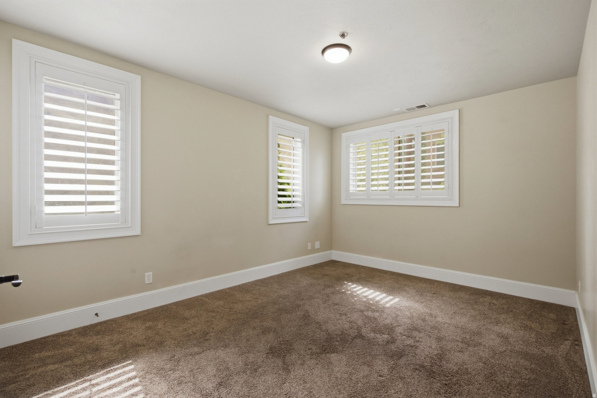 ARBORS ON THE AVENUE - Residential