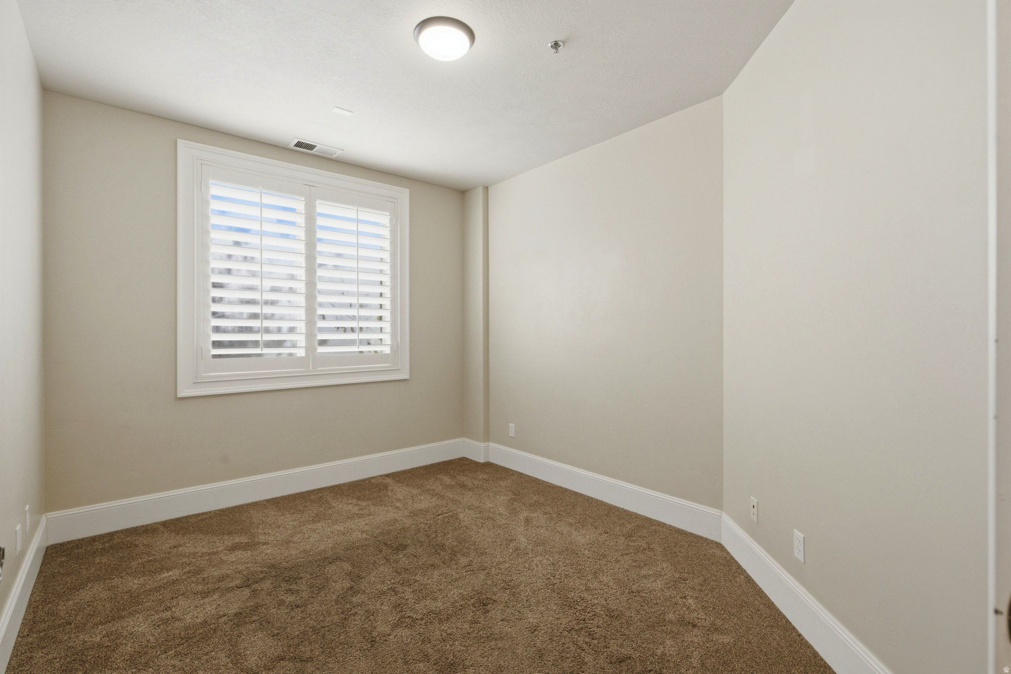 ARBORS ON THE AVENUE - Residential