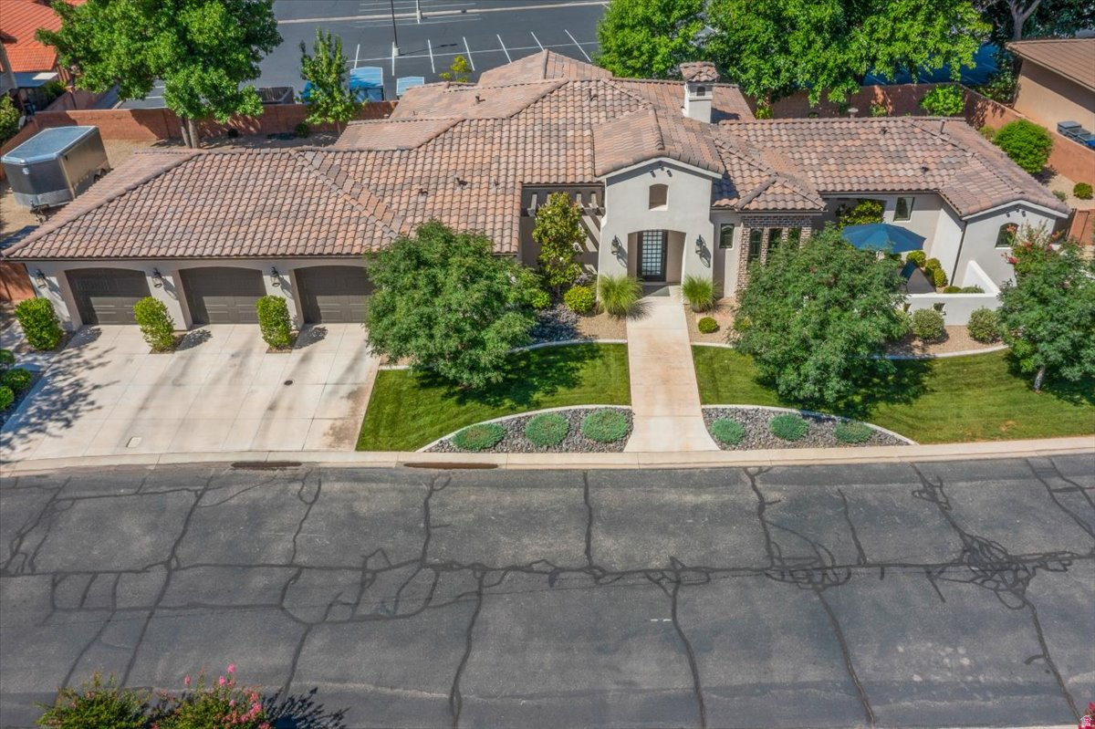 WOODS AT VALLEY VIEW - Residential